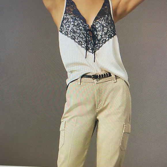 Paige Dion High-Rise Wide- Leg Cargo Jeans - Picture 6 of 7